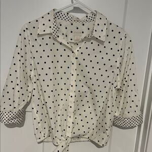 Chico's Black and White Polka Dot Shirt Size “0” (6-8)